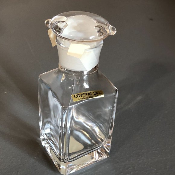 Williams Sonoma Grande Cuisine 24% Lead Crystal Kame Glass Bottle w Lid EUC - Picture 16 of 16